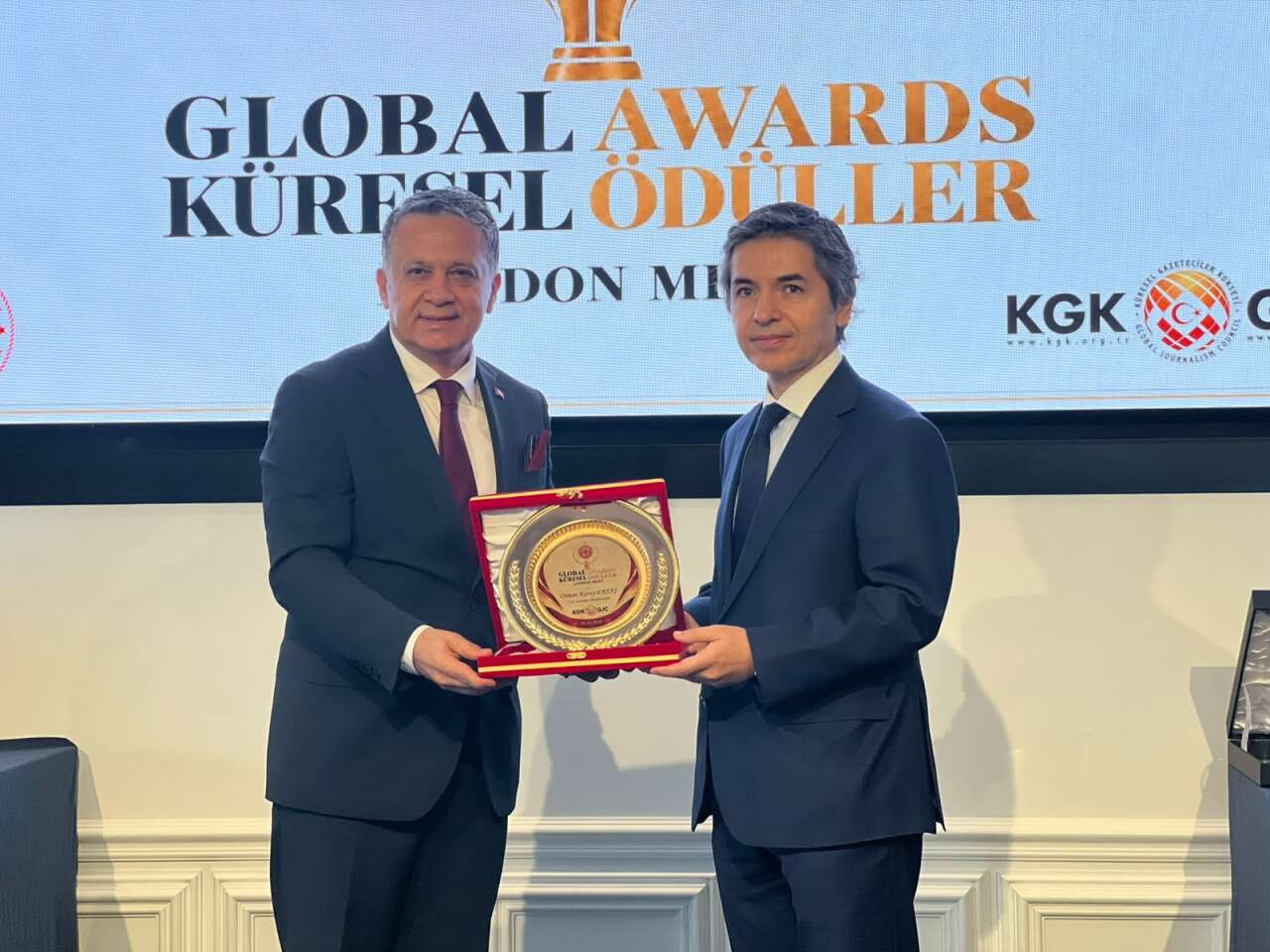 KGK, Londra’da Dostluk Rüzgarı Estirdi 1
